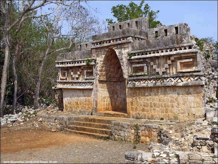 L'edificio chiamato El Arco - Labnà