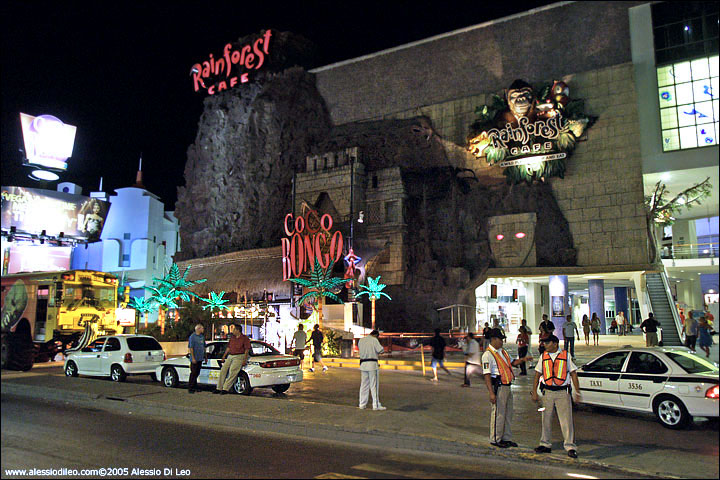 Coco Bongo - Cancun