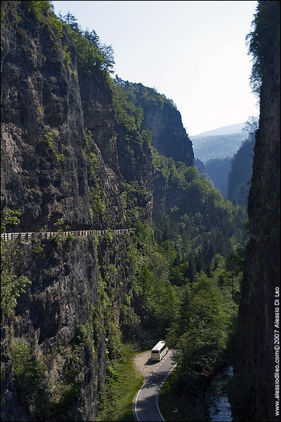 Il canyon che porta da San Zeno a San Romedio