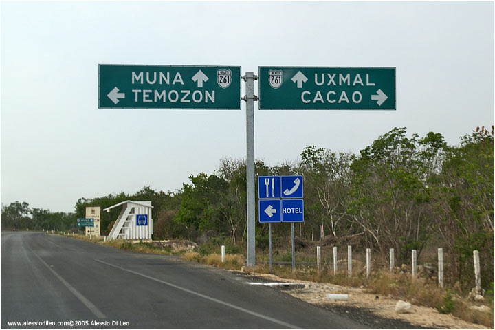La strada verso Uxmal